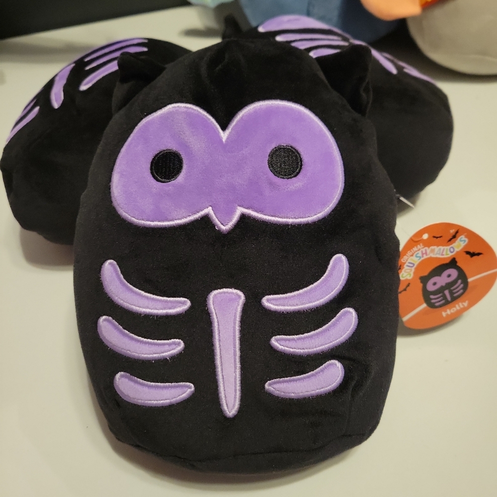 Squishmallows Hooly 8in. Owl. Halloween.